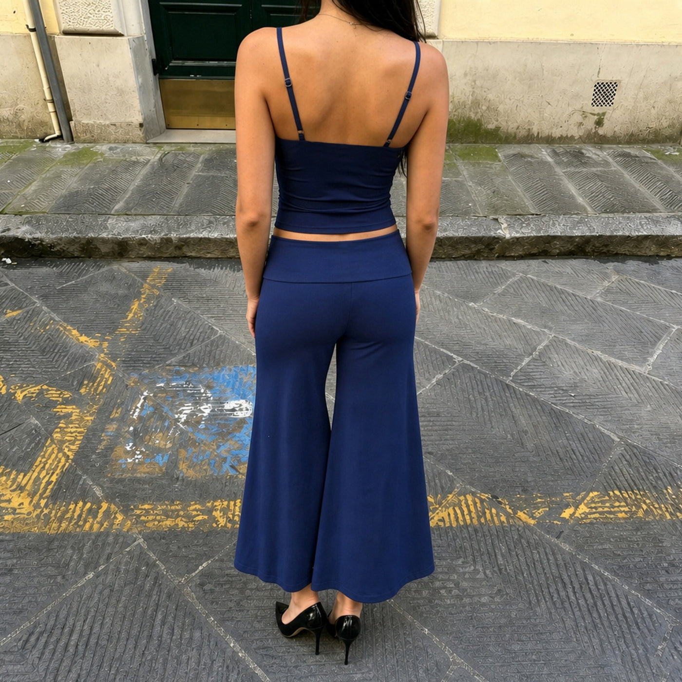 Sleeveless Low Waist Shorts Set